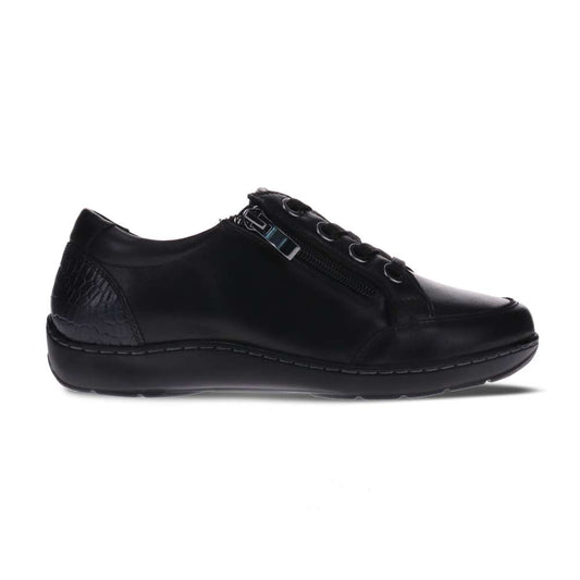 Wombat Lace-Up - Black