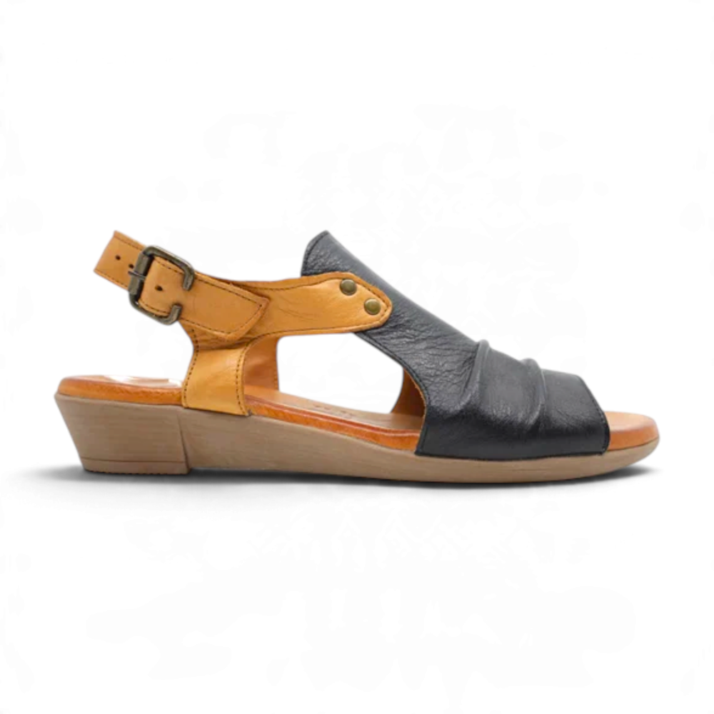 Aliah Sandal - Black