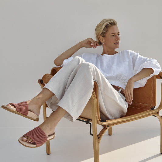 Lifestyle image for Evie Knit Slide Sandal - Withered Rose