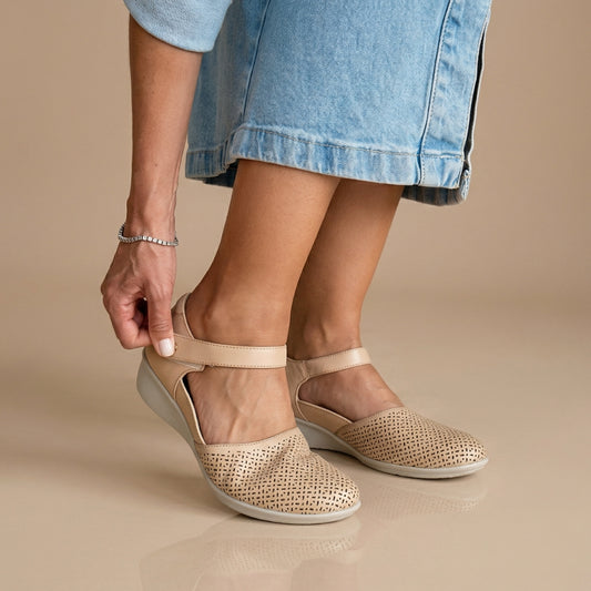 Lifestyle image for Osaka Mary-Jane - Sand