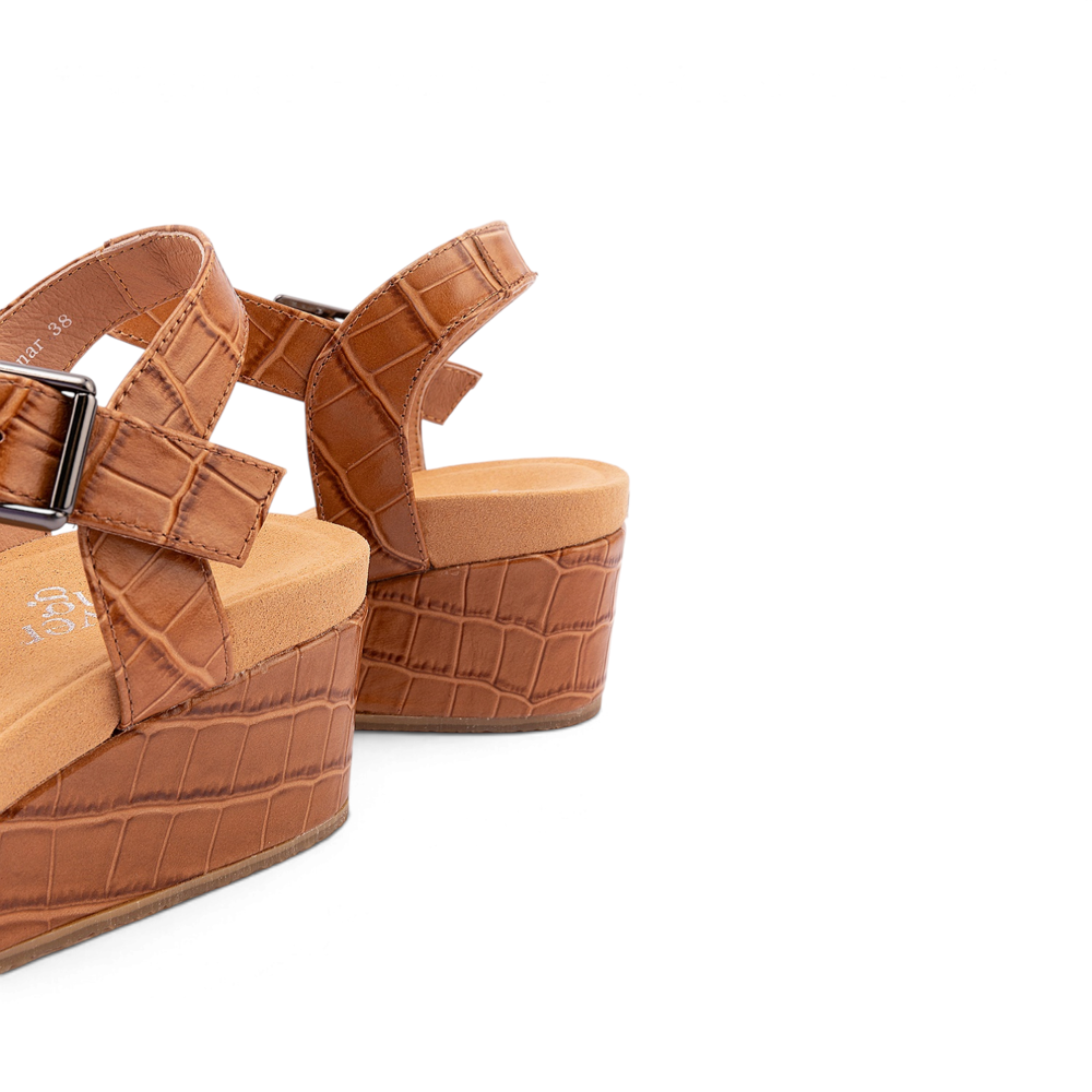 Lunar Wedge - Tan Croc