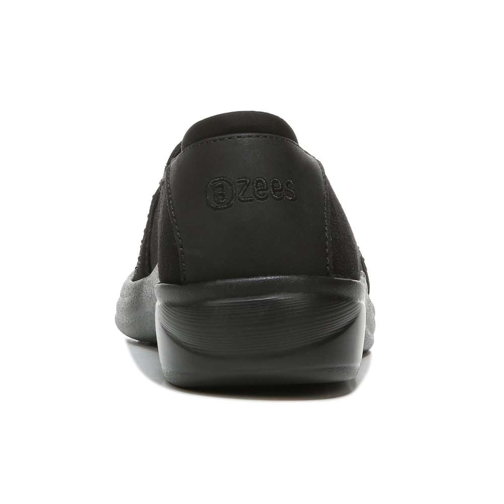 Poppyseed Slip-On - Black