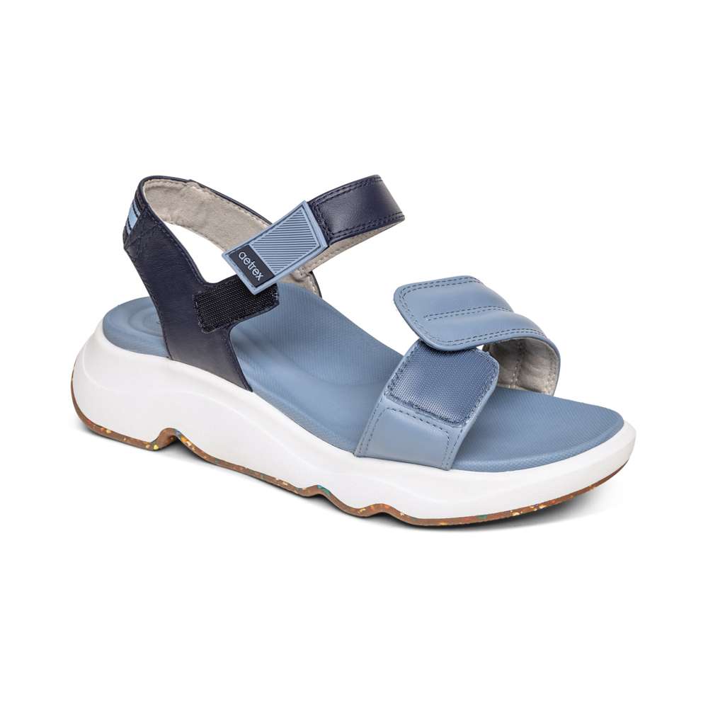 Whit Sport Sandal - Champagne