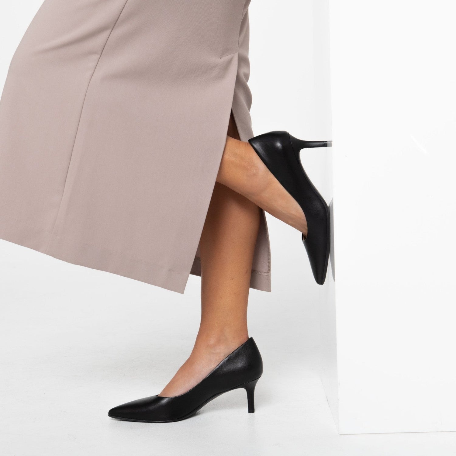 Naturalizer US 8