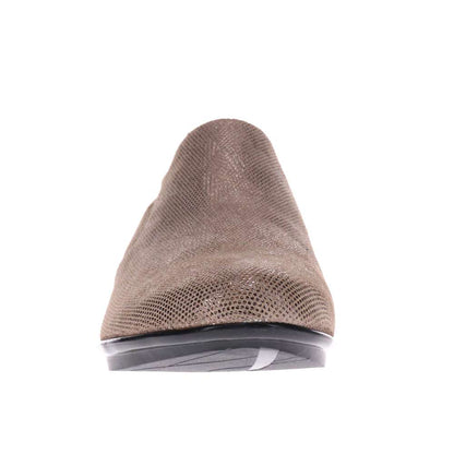 Jamaica Loafer - Champagne Angle