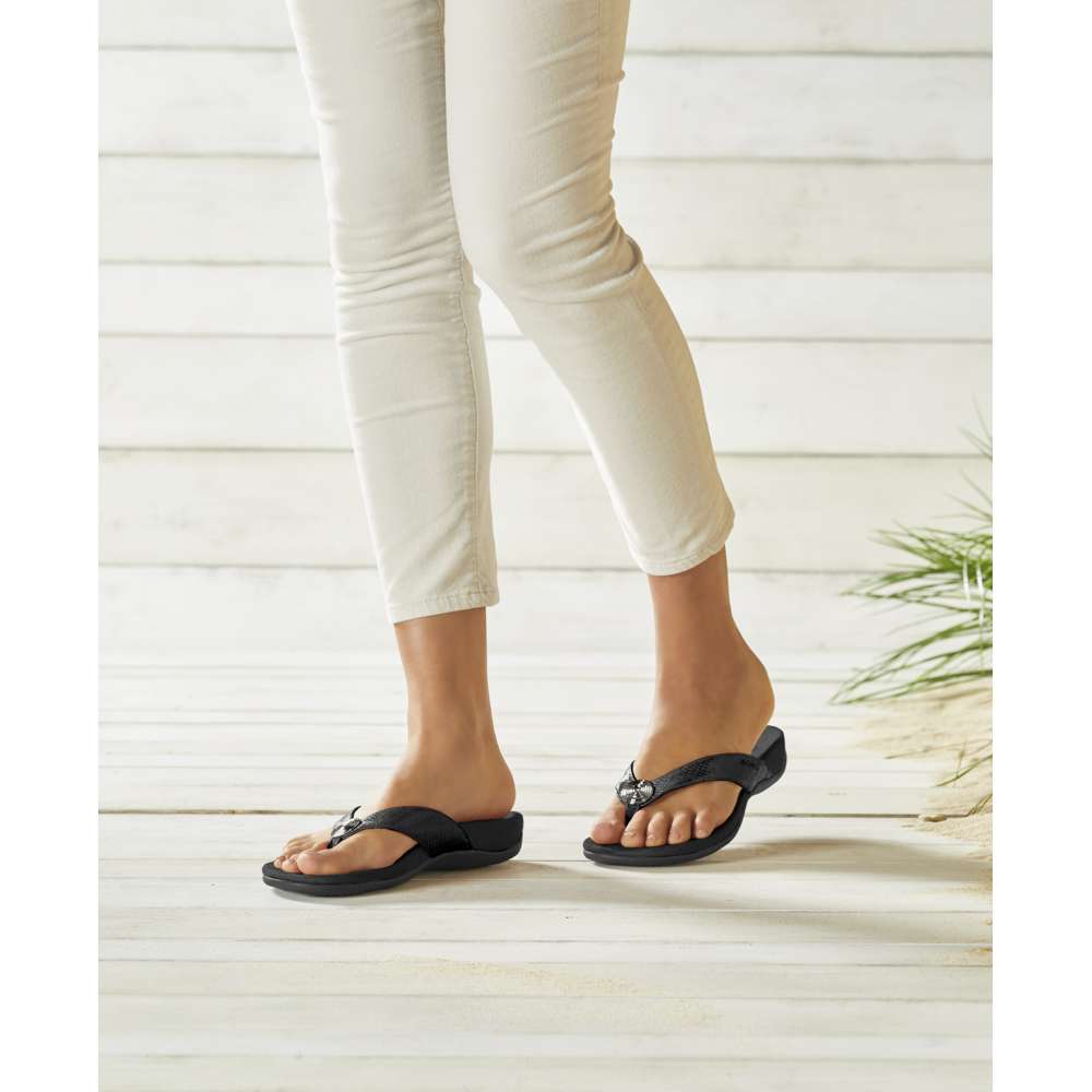 Hilda Toe Post Sandal - Black