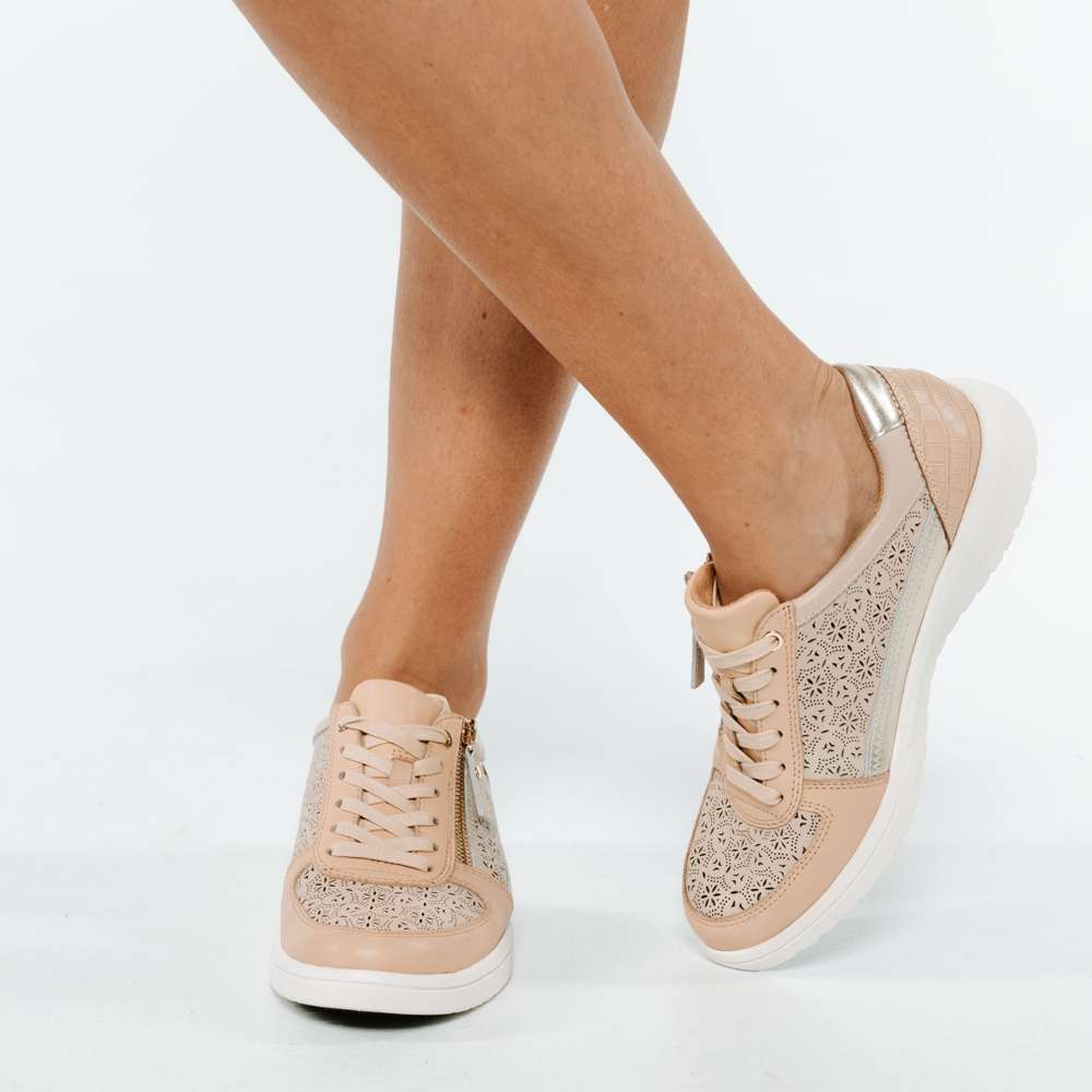 Baxley Sneaker - Sand Multi