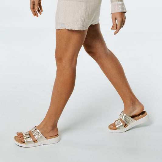 Lifestyle image for Bowie Slide Sandal - Black