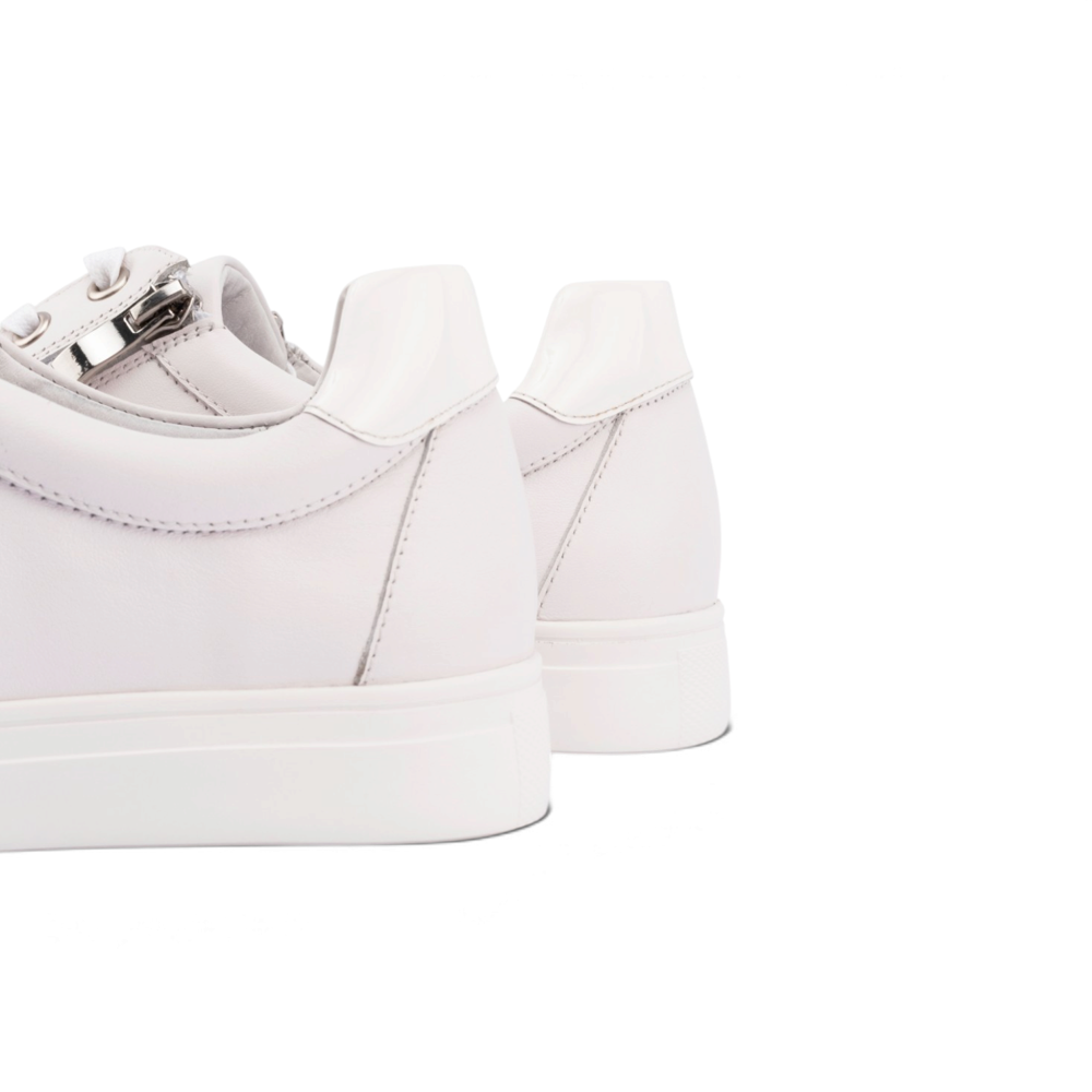 Charlie XW Casual Sneaker - White