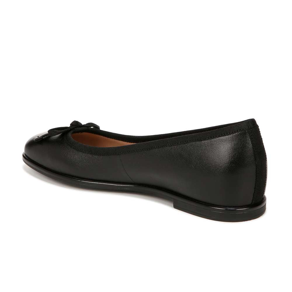 Essential Flat - Black Leather