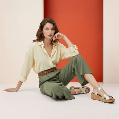 Flora Adjustable Strap Wedge - Champagne