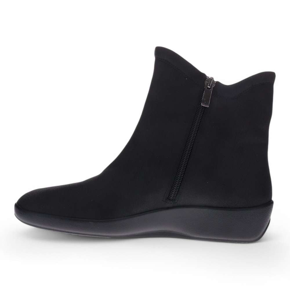 Karla Boot - Black