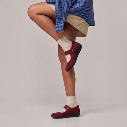 Kiara Mary-Jane - Red