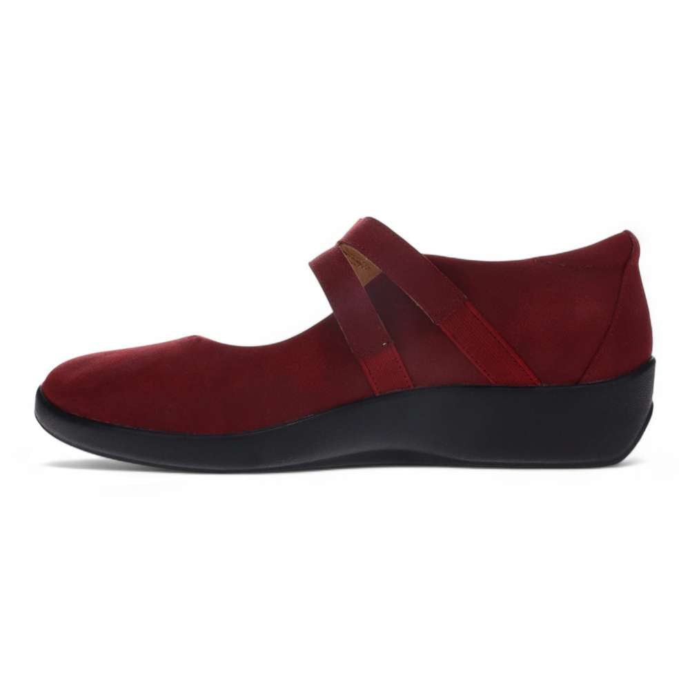 Kiara Mary-Jane - Red