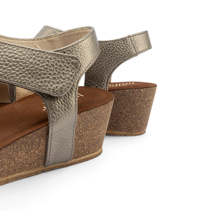 Kyra Wedge - Pebble Pewter