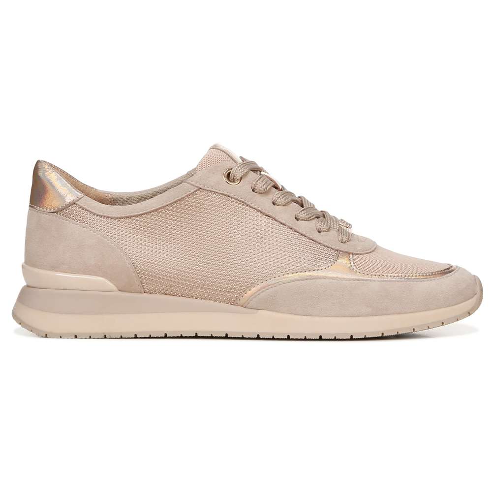 Lotus Casual Sneaker - Cream