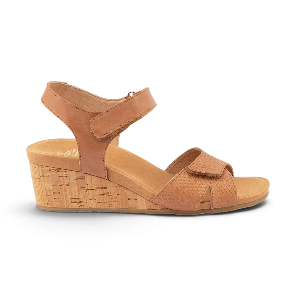 Lucy Embossed Wedge - Tan