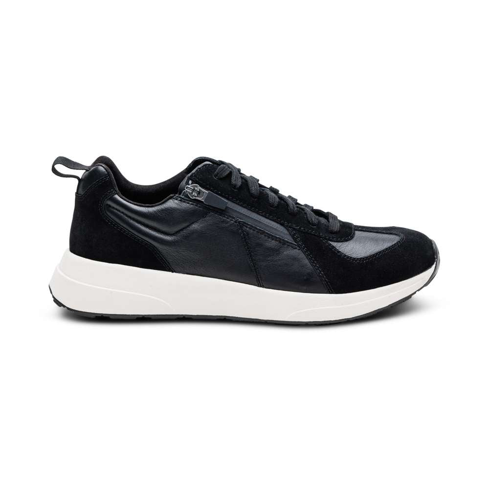 Miles Sneaker - Black
