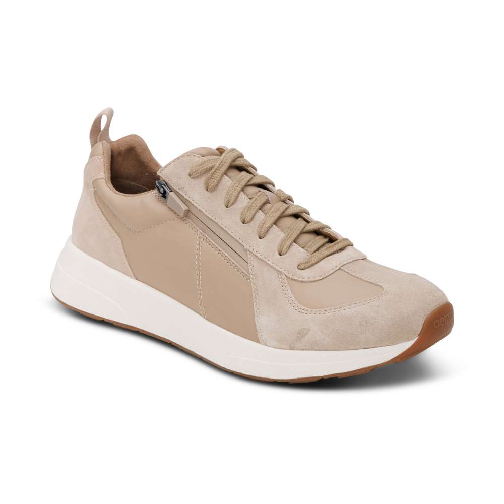 Miles Sneaker - Tan