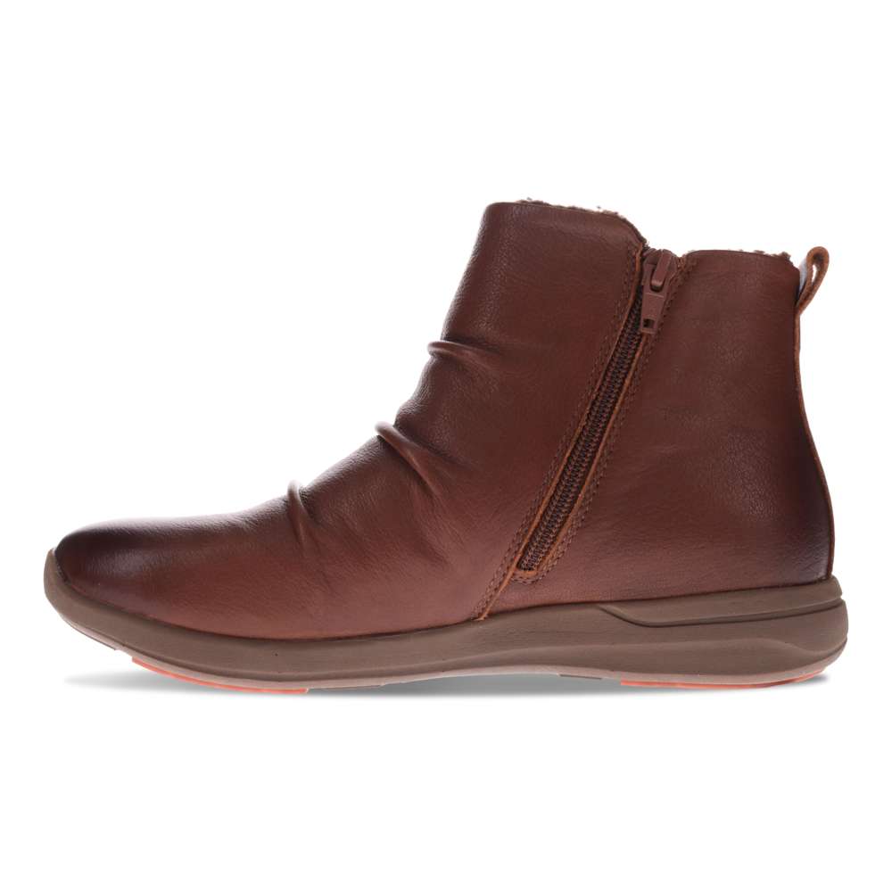 Nina II Zip Boot - Mocha