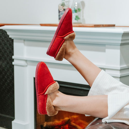 Lifestyle image for Snuggle II Slipper - Red