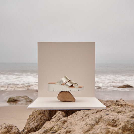 Lifestyle image for Uptown Sunset Wedge - Gold